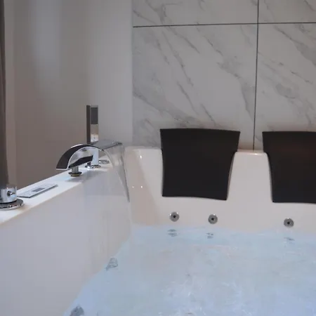 Apartment Amalyahost Rouen