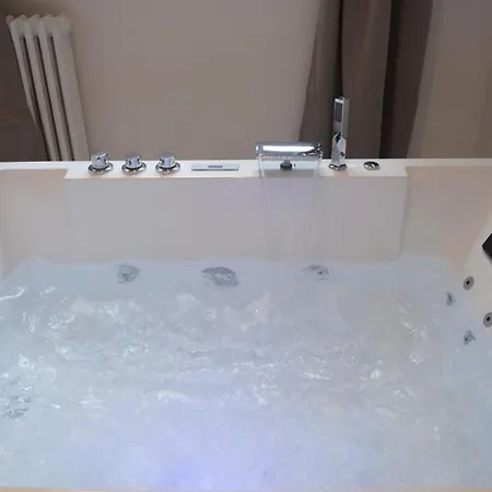 Apartment Amalyahost